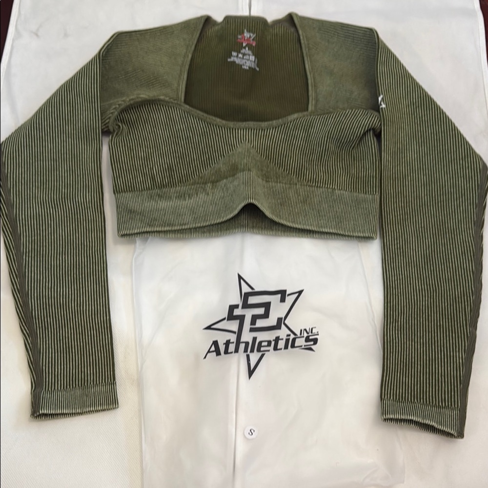 TC Athletics Ribbed Long Sleeve Workout Top ~ Army Green